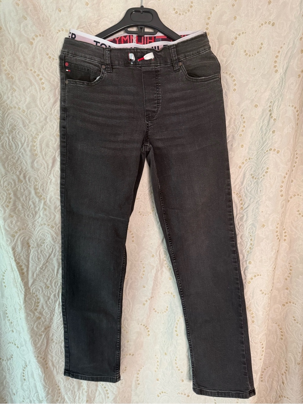 Tommy Hilfiger Men's Slim Straight Black Jeans